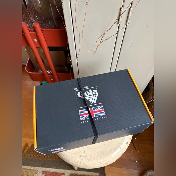 Gola Women's Elan Leather Sneaker Evergreen/Black/Fuchsia - Picture 16 of 16